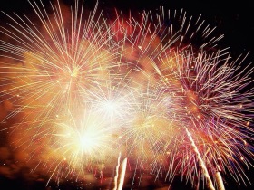 Processione dei ceri 2024, i fuochi d’artificio per sant’Antonio